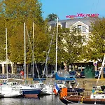 Mercure Centre Port De Plaisance 4* Caen
