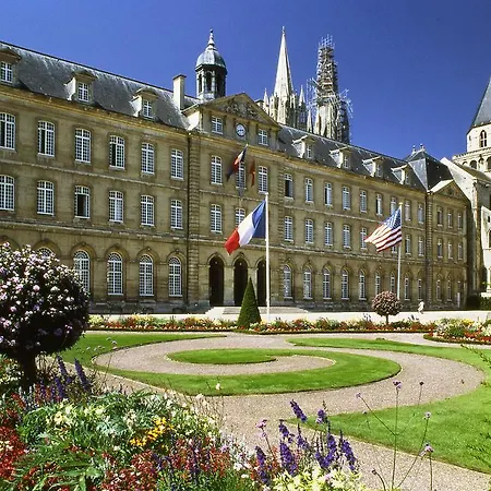 Mercure Centre Port De Plaisance 4*