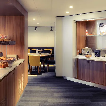 Mercure Centre Port De Plaisance Hotell