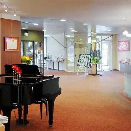 Отель Mercure Centre Port De Plaisance Кан