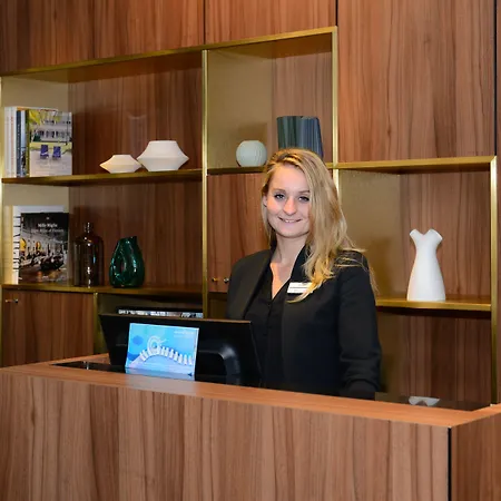 Mercure Centre Port De Plaisance Отель Кан