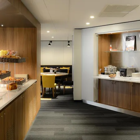 Mercure Centre Port De Plaisance