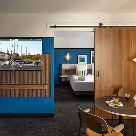 Mercure Centre Port De Plaisance Szálloda Caen