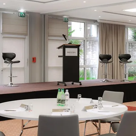 Отель Mercure Centre Port De Plaisance Кан