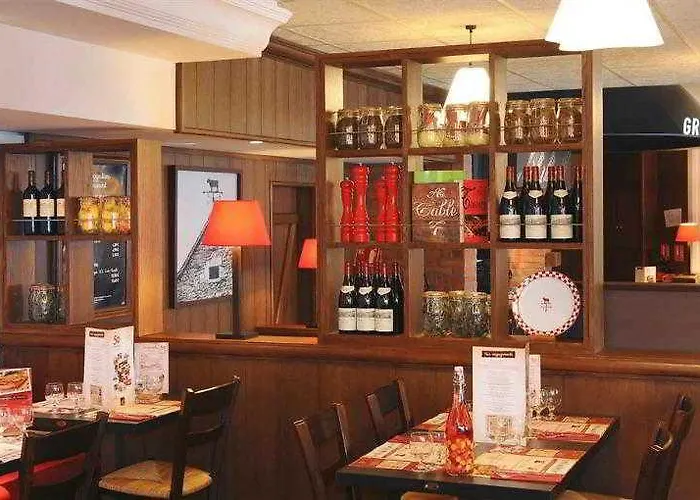 Mercure Centre Port De Plaisance 4*