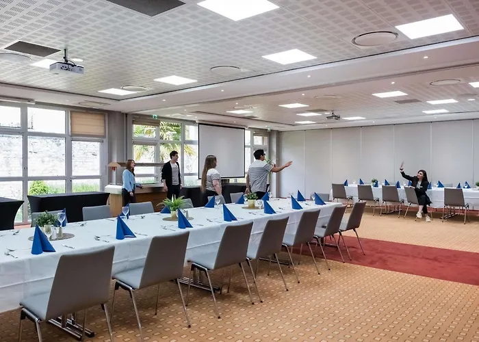 Mercure Centre Port De Plaisance Caen