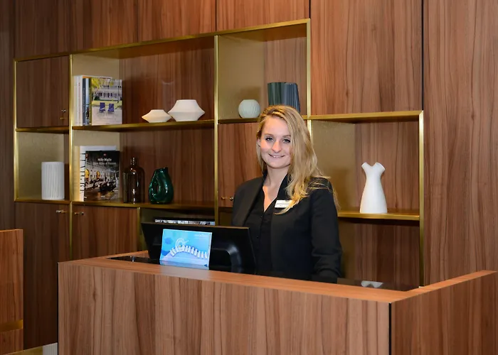 Mercure Centre Port De Plaisance Szálloda Caen