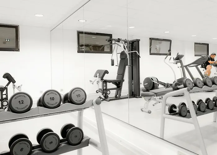 Mercure Centre Port De Plaisance 4*